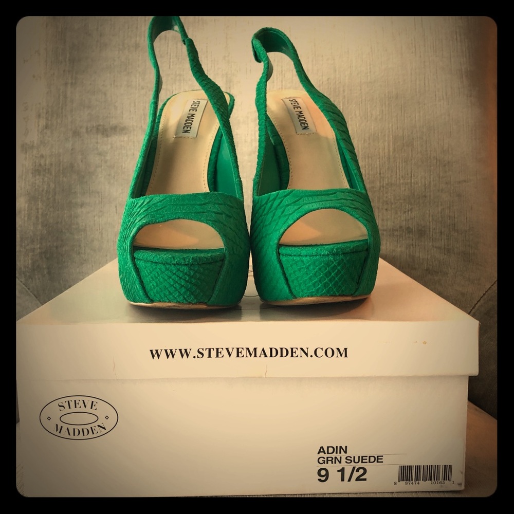 Steve Madden Kelly Green Platform Slingbacks